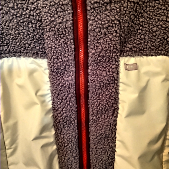 Figs Colorblocked Jacket - Picture 2 of 7